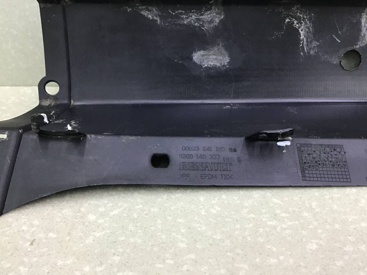 Накладка заднего бампера Renault Scenic (2) 2003-2009 Накладка заднего бампера Renault Scenic (2) 2003-2009