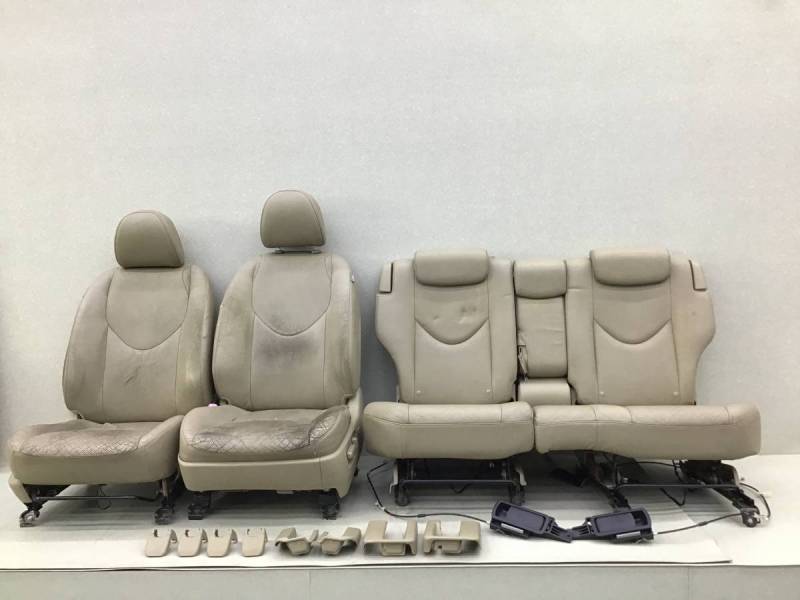 Сиденье (комплект) Toyota Rav 4 (A30) 2006-2013 Сиденье (комплект) Toyota Rav 4 (A30) 2006-2013