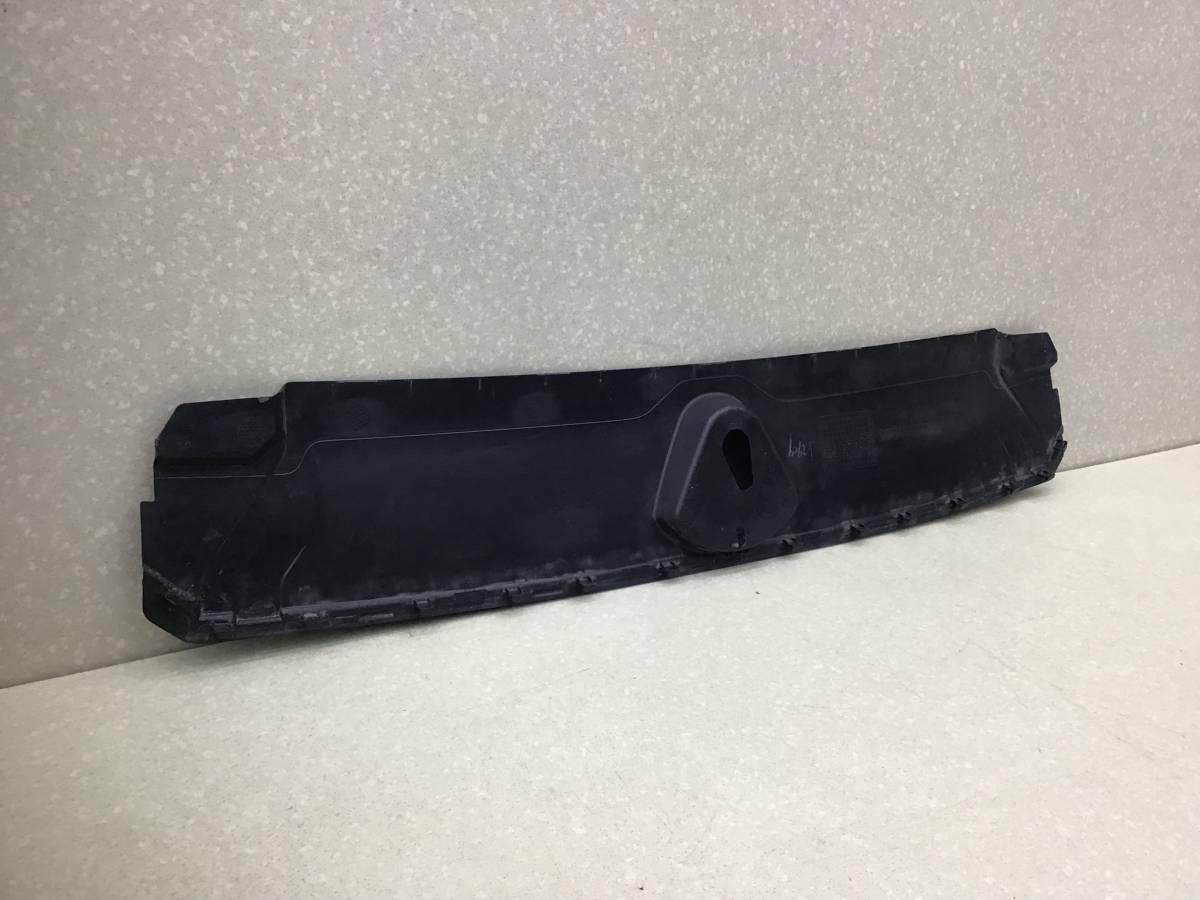 Кожух замка капота Audi Audi Q3 (F3) 2018>