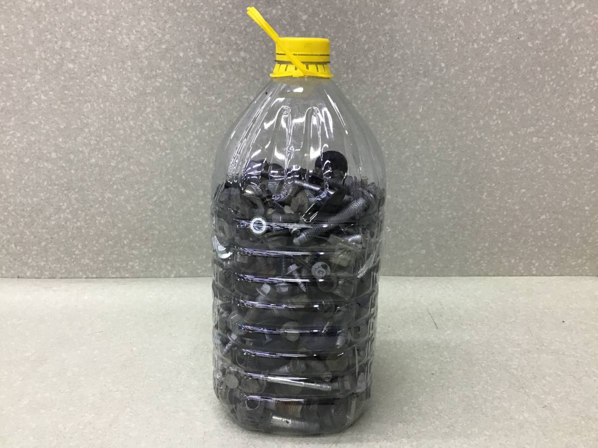 Болты  Renault Logan (2) 2014>