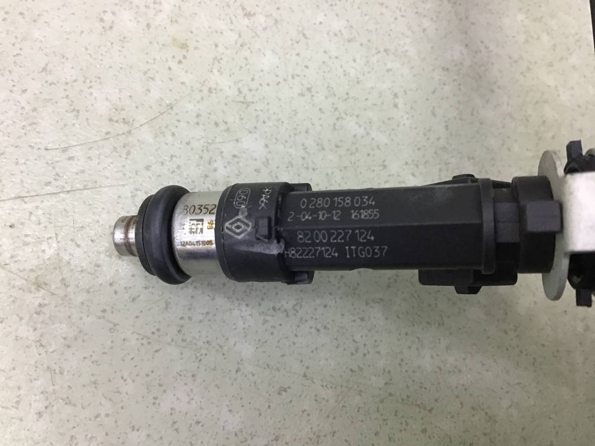 Рейка топливная (рампа) Renault Sandero 1 (BS1Y) 2009-2014