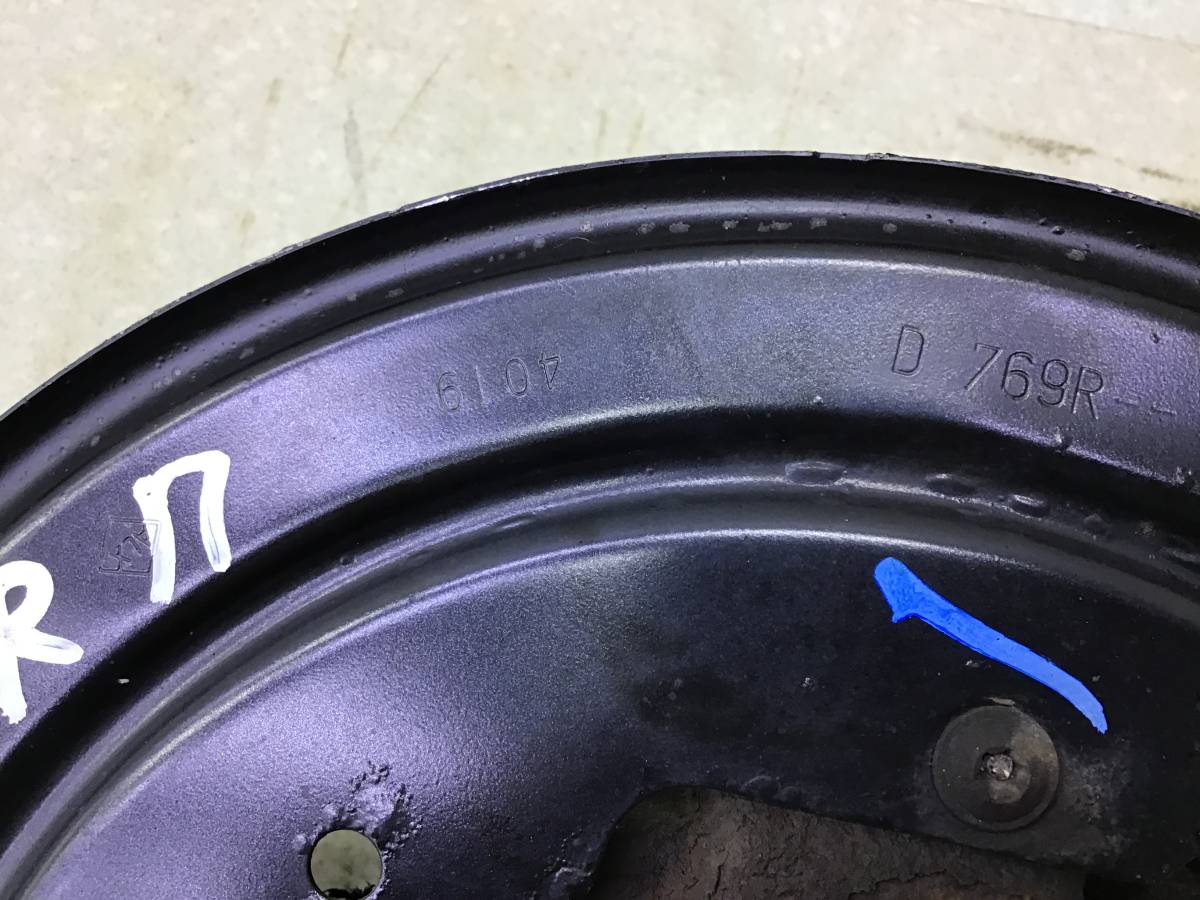 Кулак поворотный передний правый Renault Duster (HS) 2010-2021