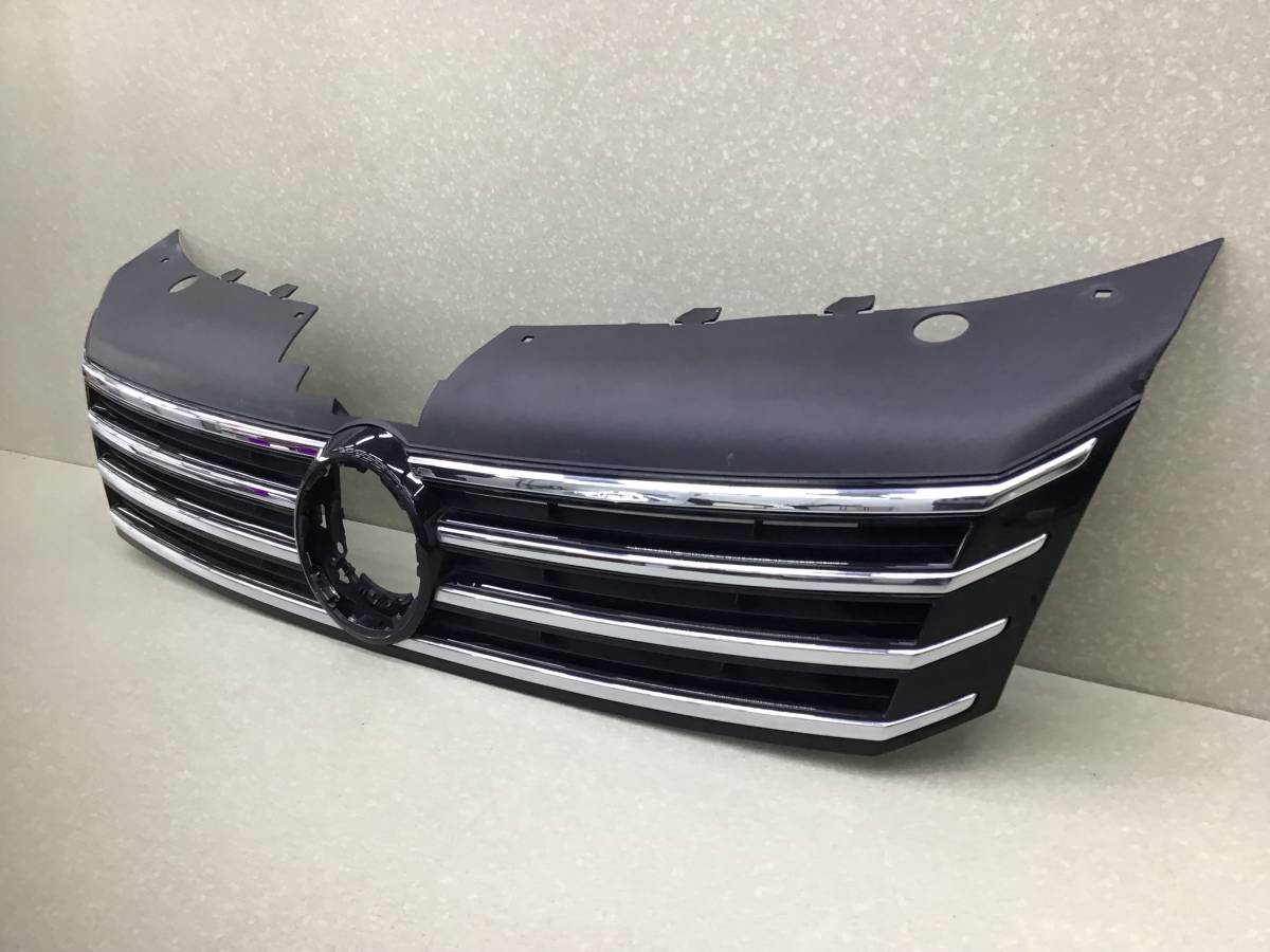 Решетка радиатора Volkswagen Passat B7 2011-2015 Решетка радиатора Volkswagen Passat B7 2011-2015