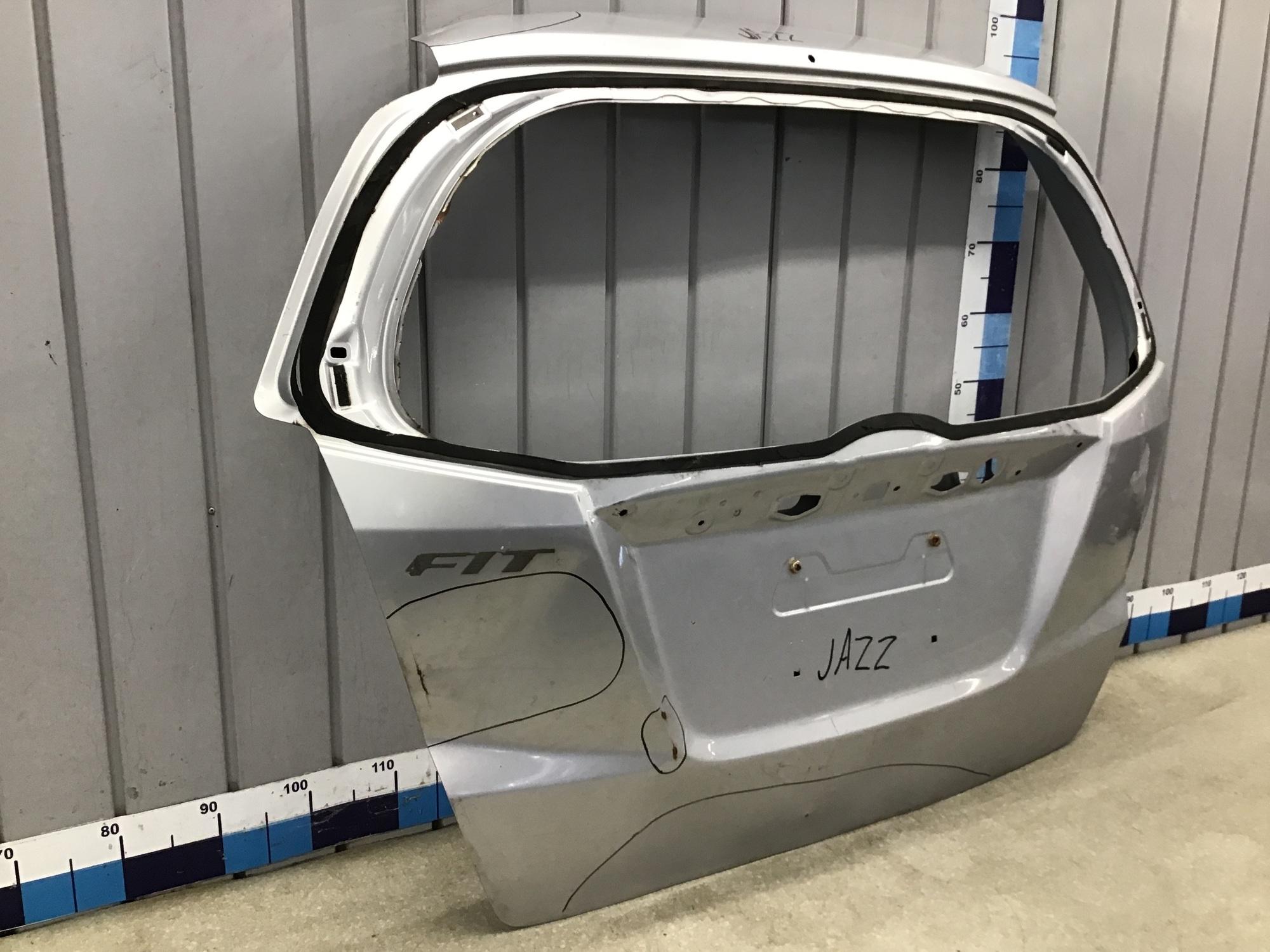 Дверь багажника, Honda Jazz 2008-2015 Дверь багажника, Honda Jazz 2008-2015
