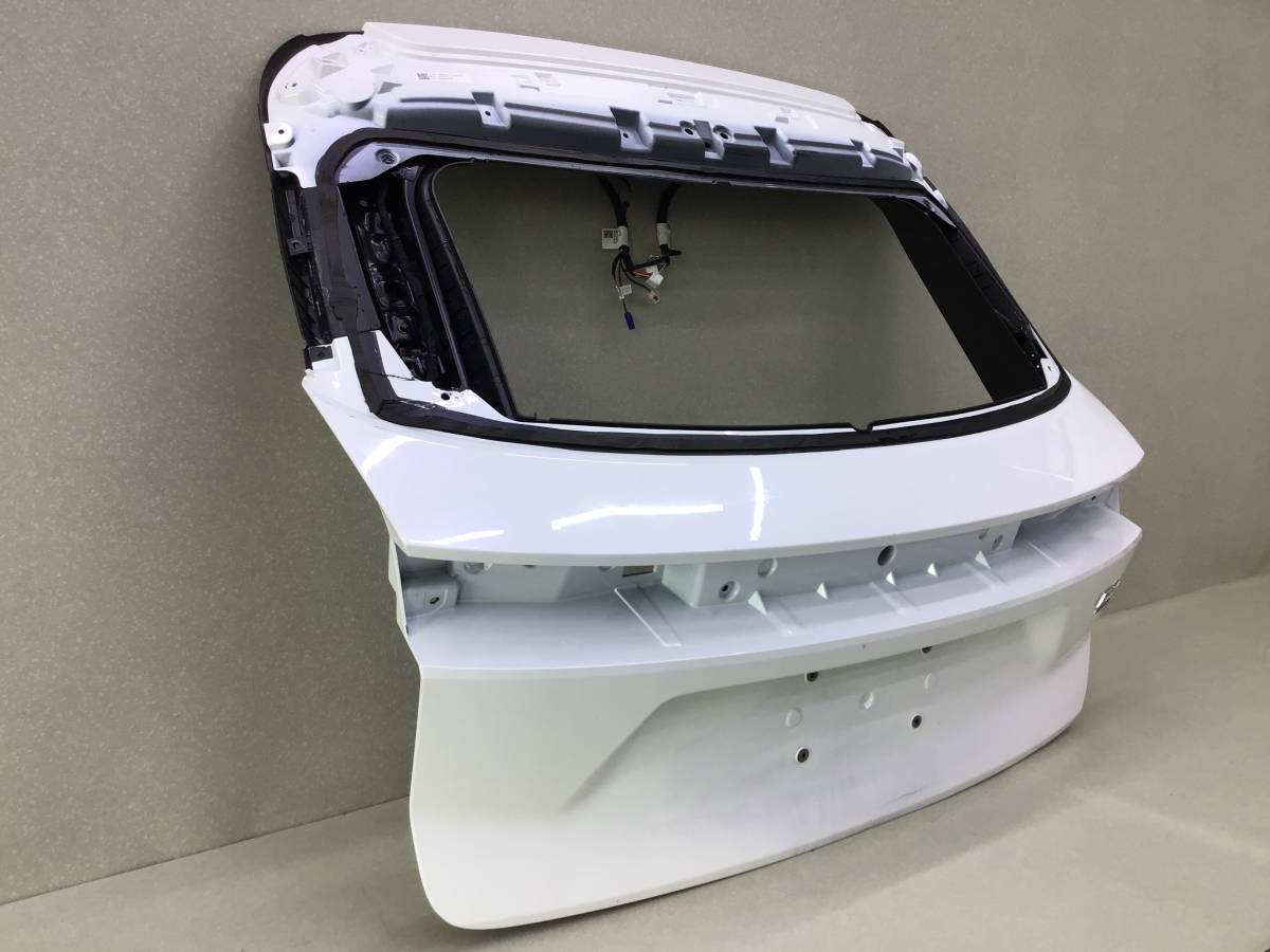 Дверь багажника EXEED RX (M38T/T22) 2022-н.в. Дверь багажника EXEED RX (M38T/T22) 2022-н.в.