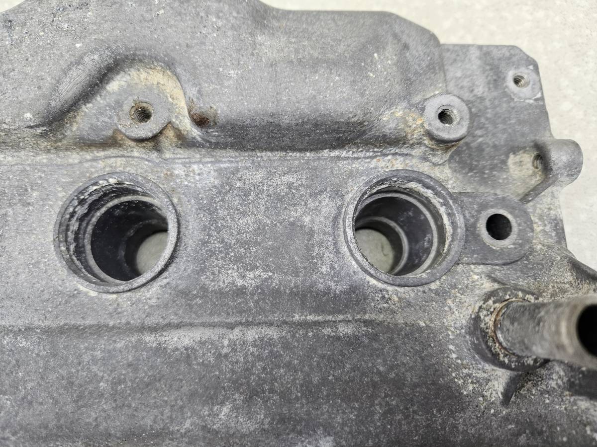 Крышка головки блока (клапанная) Nissan Tiida (C11) 2007-2014 Крышка головки блока (клапанная) Nissan Tiida (C11) 2007-2014