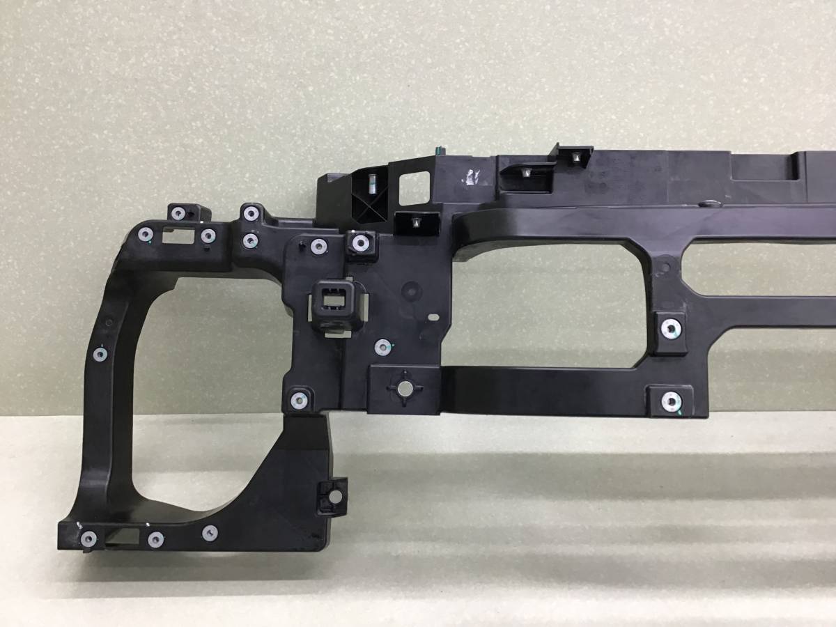 Панель передняя LiXiang L9 2022- Панель передняя LiXiang L9 2022-