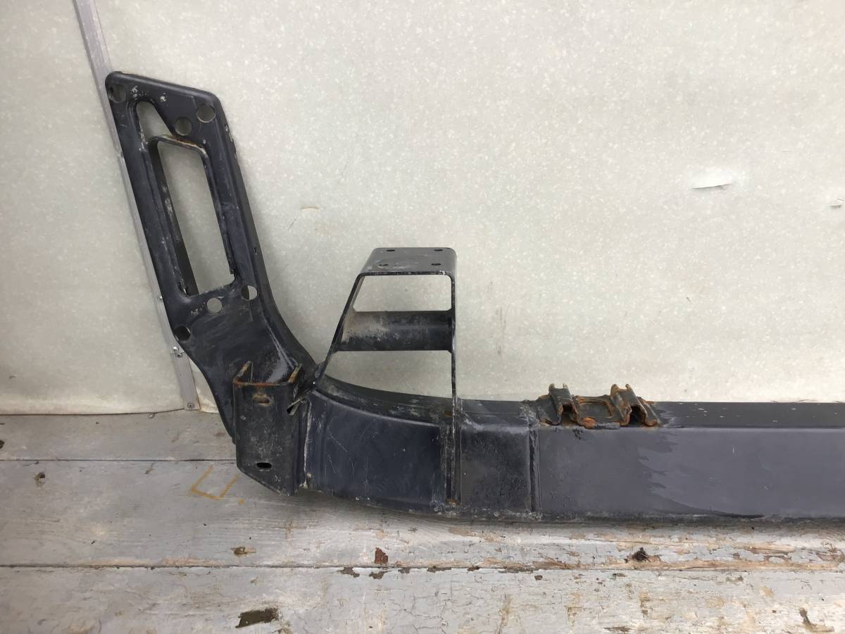 Усилитель переднего бампера MAN TGA 2007>