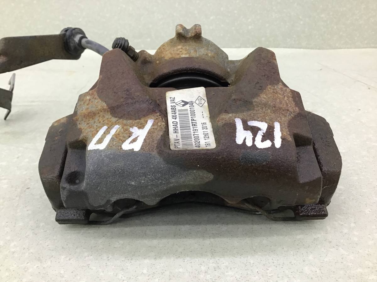 Суппорт передний правый Renault Duster (HS) 2010-2021 Суппорт передний правый Renault Duster (HS) 2010-2021
