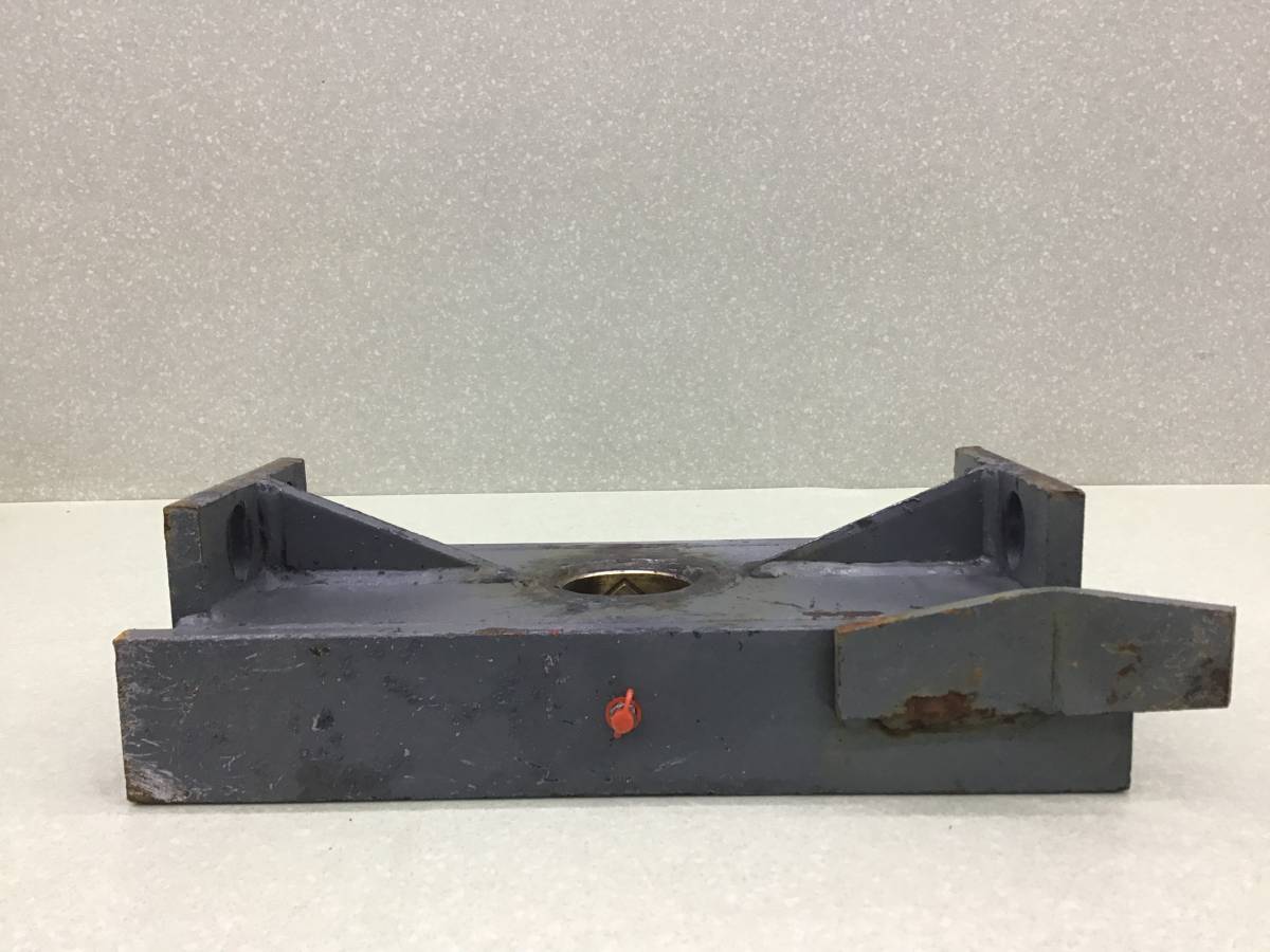 Кронштейн (сопут. товар) Sitrak C7H C7H 2014 - н. в.