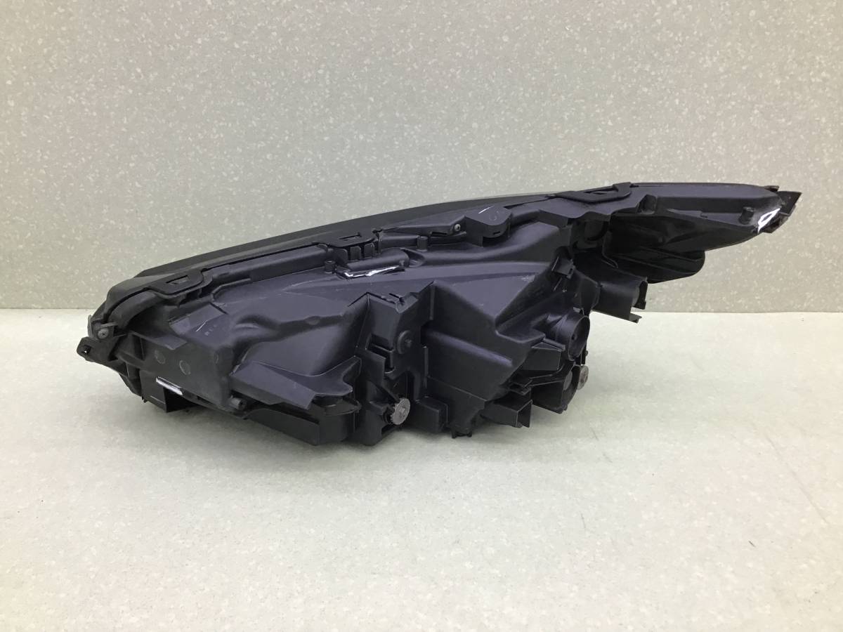 Фара правая Lexus NX 200 (ZGZ10) 2014-2021