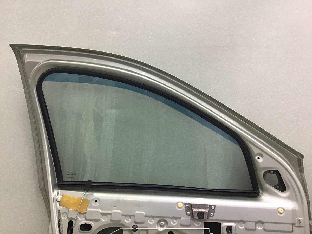 Дверь передняя левая Renault Sandero 1 (BS1Y) 2009-2014