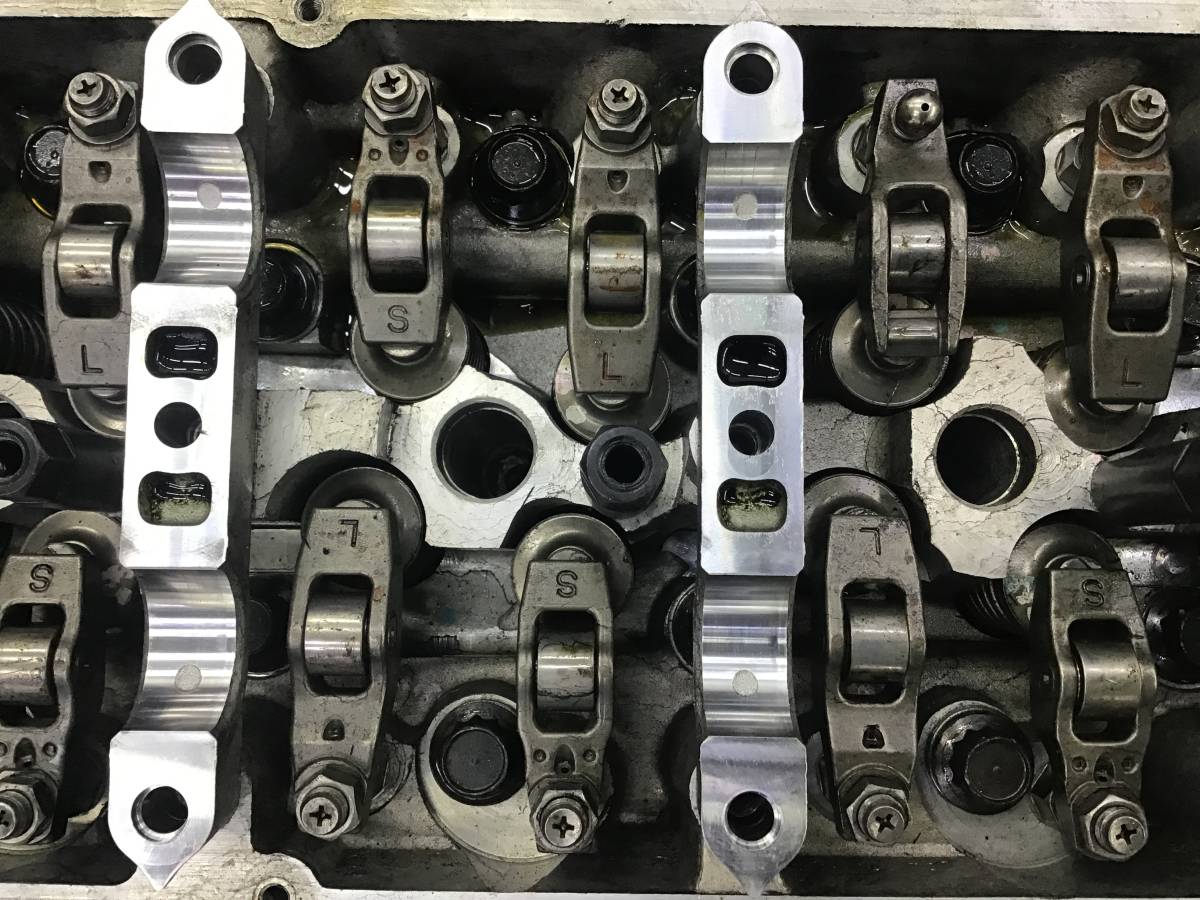 Головка блока цилиндров Mitsubishi Pajero/Montero 4 (V8, V9) 2007>