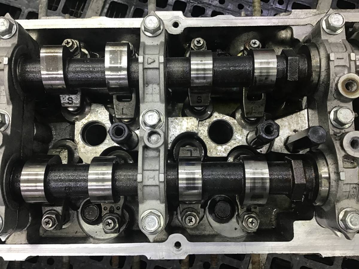 Головка блока цилиндров Mitsubishi Pajero/Montero 4 (V8, V9) 2007>