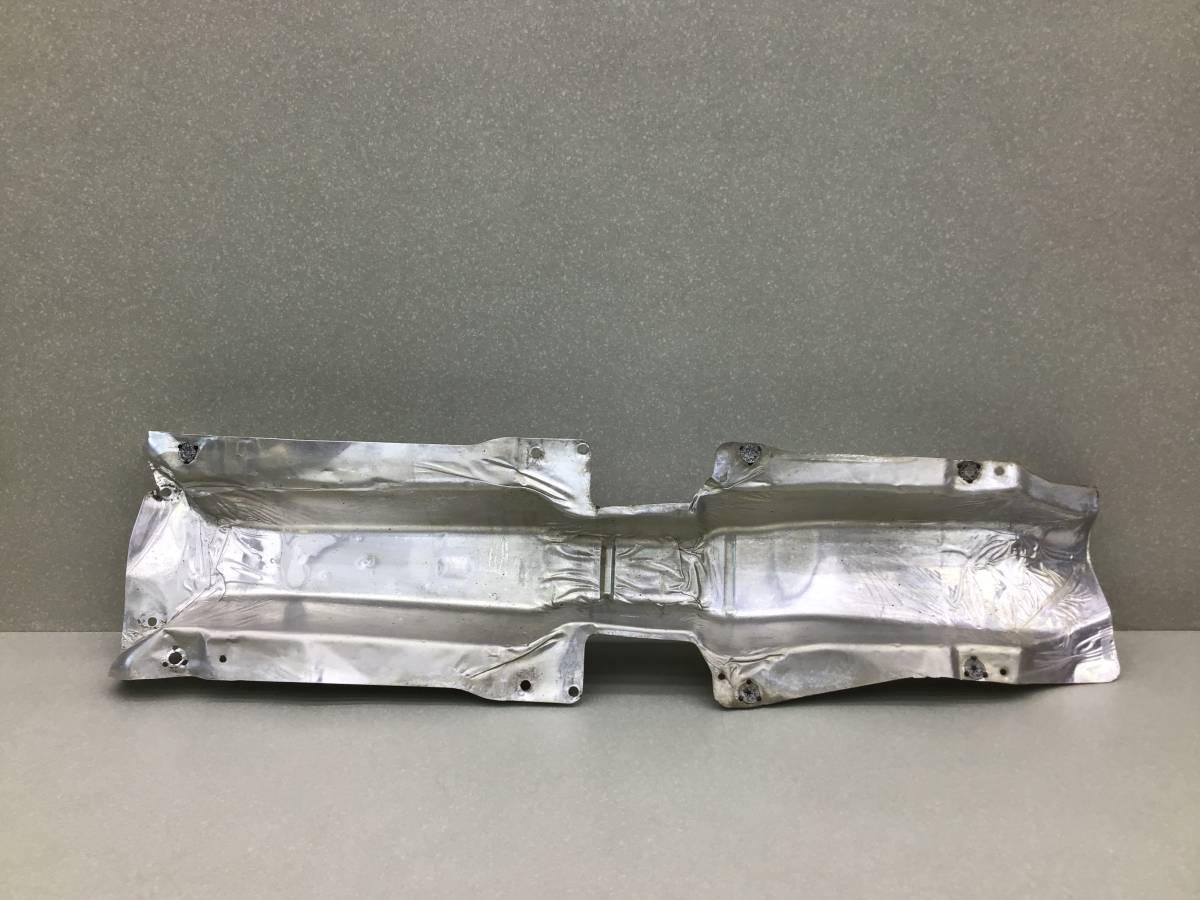Экран тепловой Volkswagen Polo Sed 5 (6C1) 2010-2020 Экран тепловой Volkswagen Polo Sed 5 (6C1) 2010-2020