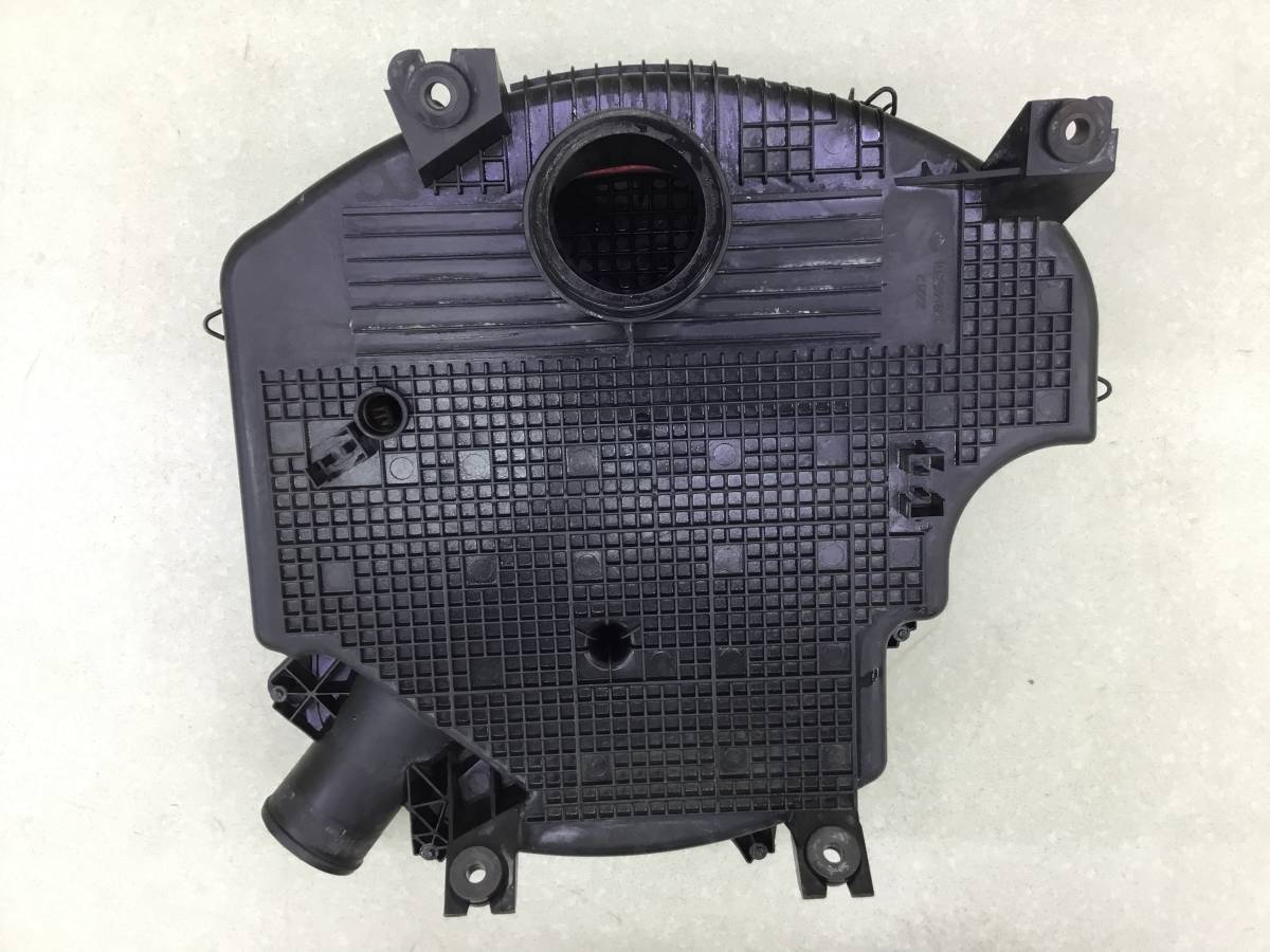 Корпус воздушного фильтра Renault Logan (1) 2005-2014