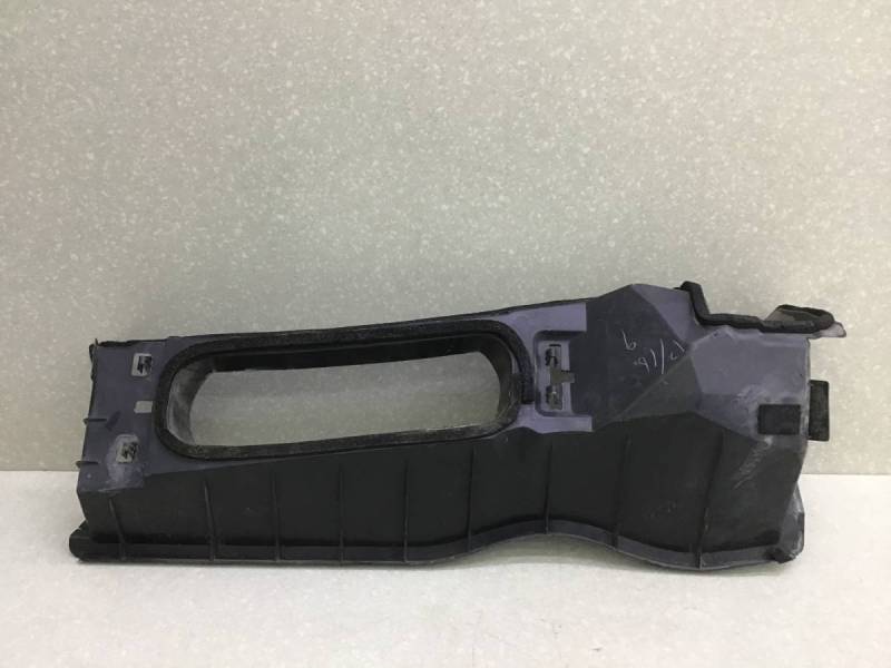 Воздухозаборник (внутри) Toyota Rav 4 (A30) 2006-2013 Воздухозаборник (внутри) Toyota Rav 4 (A30) 2006-2013