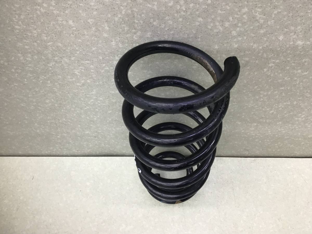 Пружина задняя Renault Logan (2) 2014>