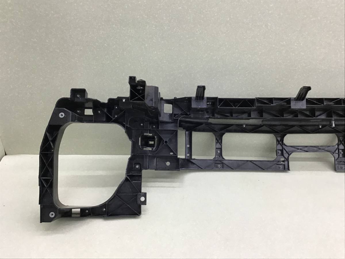 Панель передняя LiXiang L9 2022- Панель передняя LiXiang L9 2022-