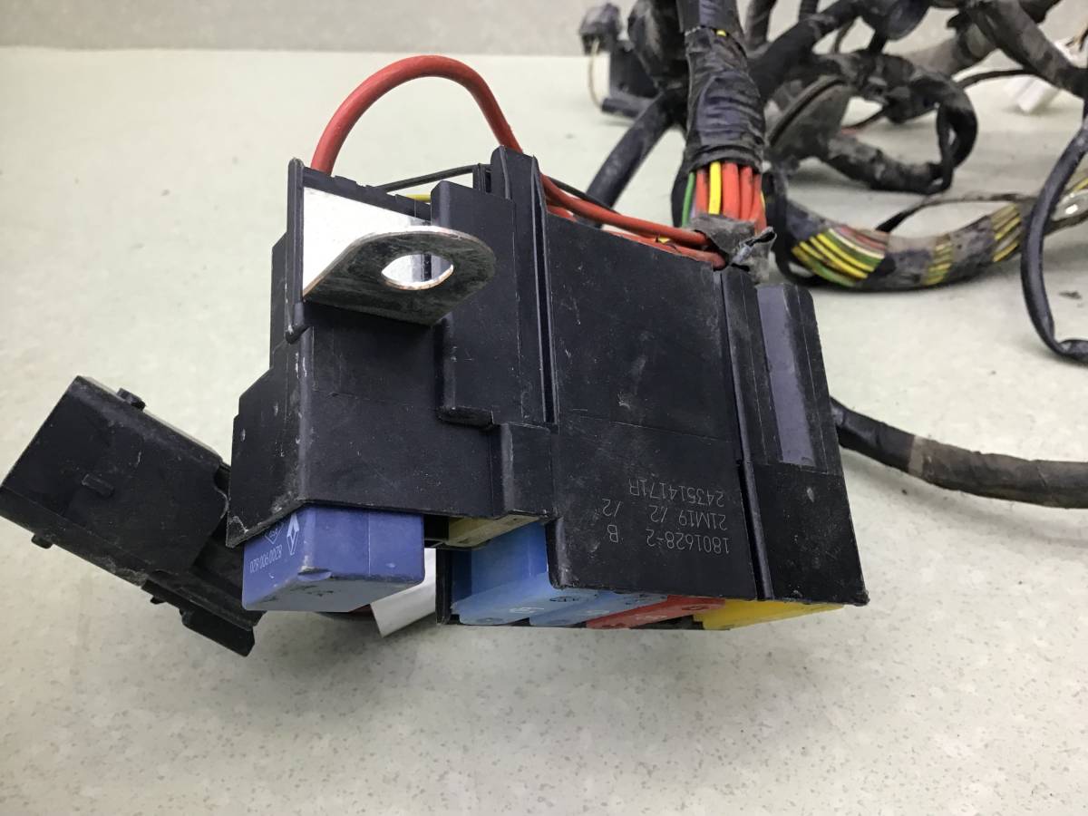 Проводка салона Renault Logan (2) 2014>