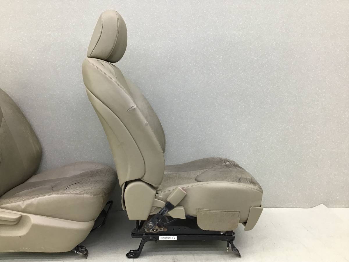 Сиденье (комплект) Toyota Rav 4 (A30) 2006-2013 Сиденье (комплект) Toyota Rav 4 (A30) 2006-2013