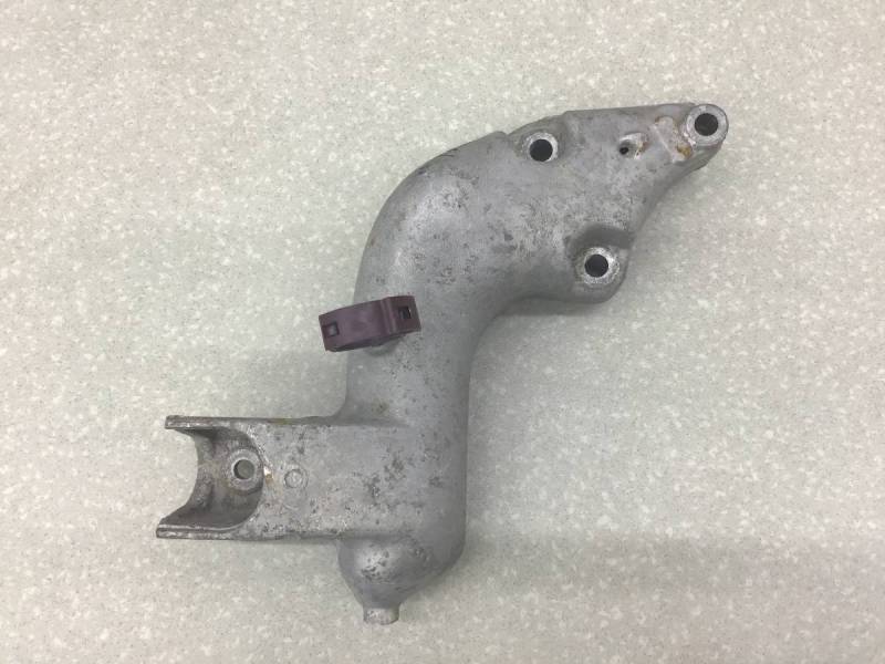 Кронштейн двигателя правый Peugeot 206 (2B) 1998-2011 Кронштейн двигателя правый Peugeot 206 (2B) 1998-2011