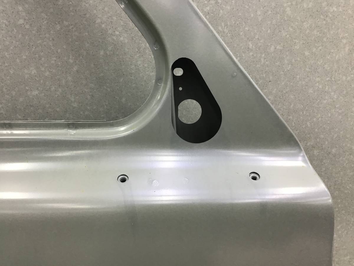 Дверь передняя правая Lada Niva (2121) 1977-2021