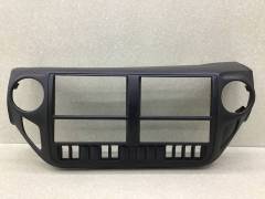 Накладка торпедо Hino 300 2011 - н.в.