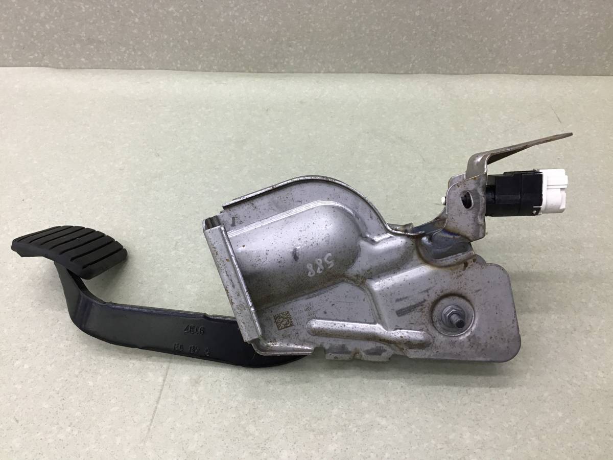 Педаль тормоза Renault Duster (HS) 2010-2021