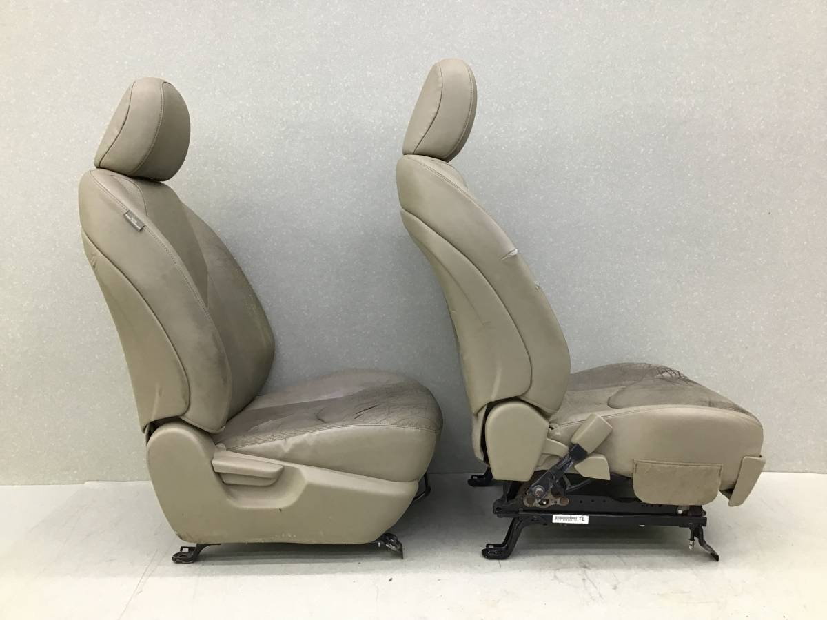 Сиденье (комплект) Toyota Rav 4 (A30) 2006-2013 Сиденье (комплект) Toyota Rav 4 (A30) 2006-2013