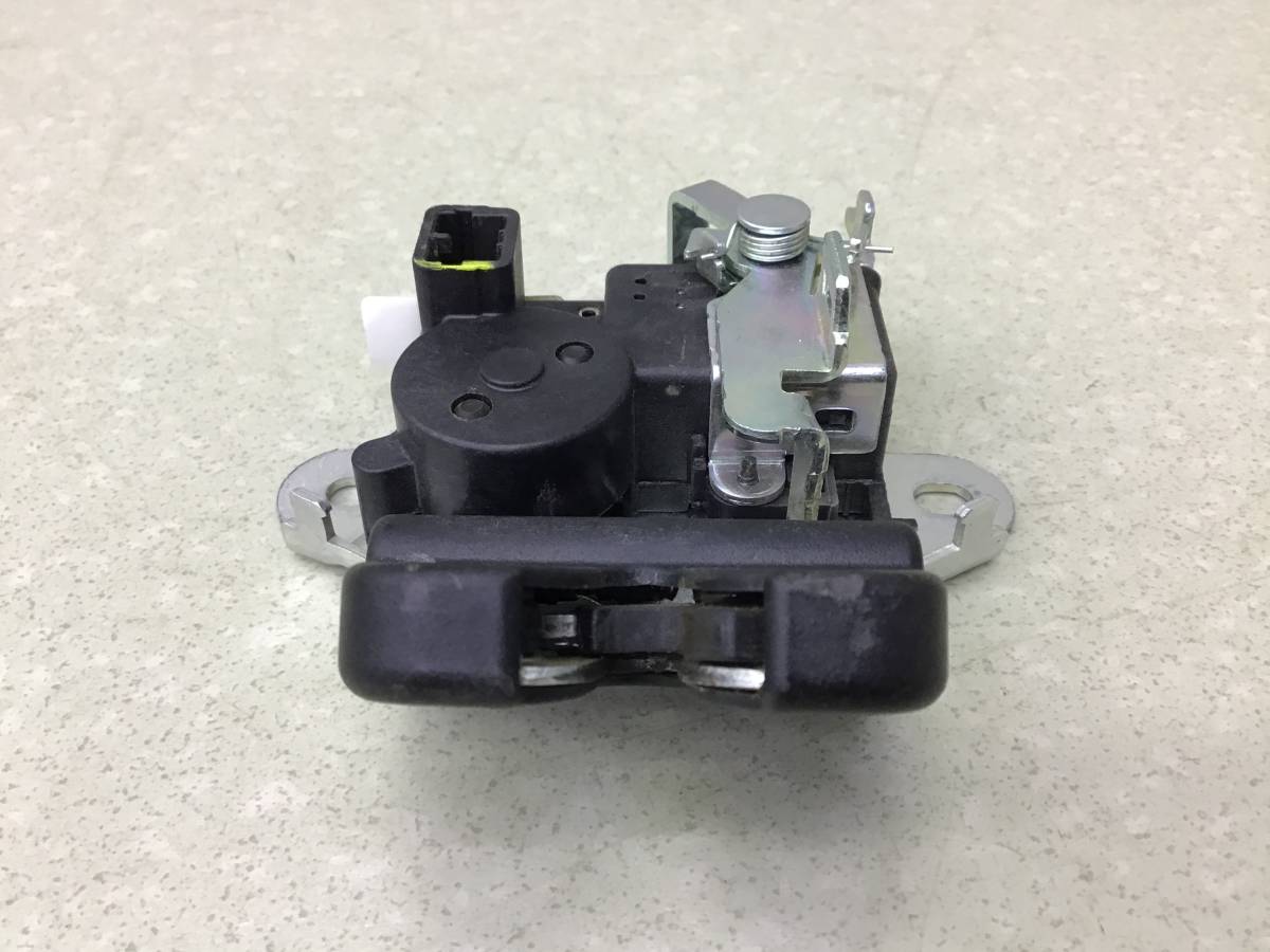 Замок багажника Kia Rio 4 (FB) 2017-2022