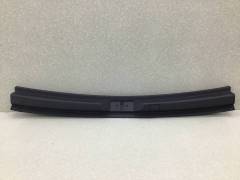 Накладка замка багажника Renault Kaptur (1) 2016-2022