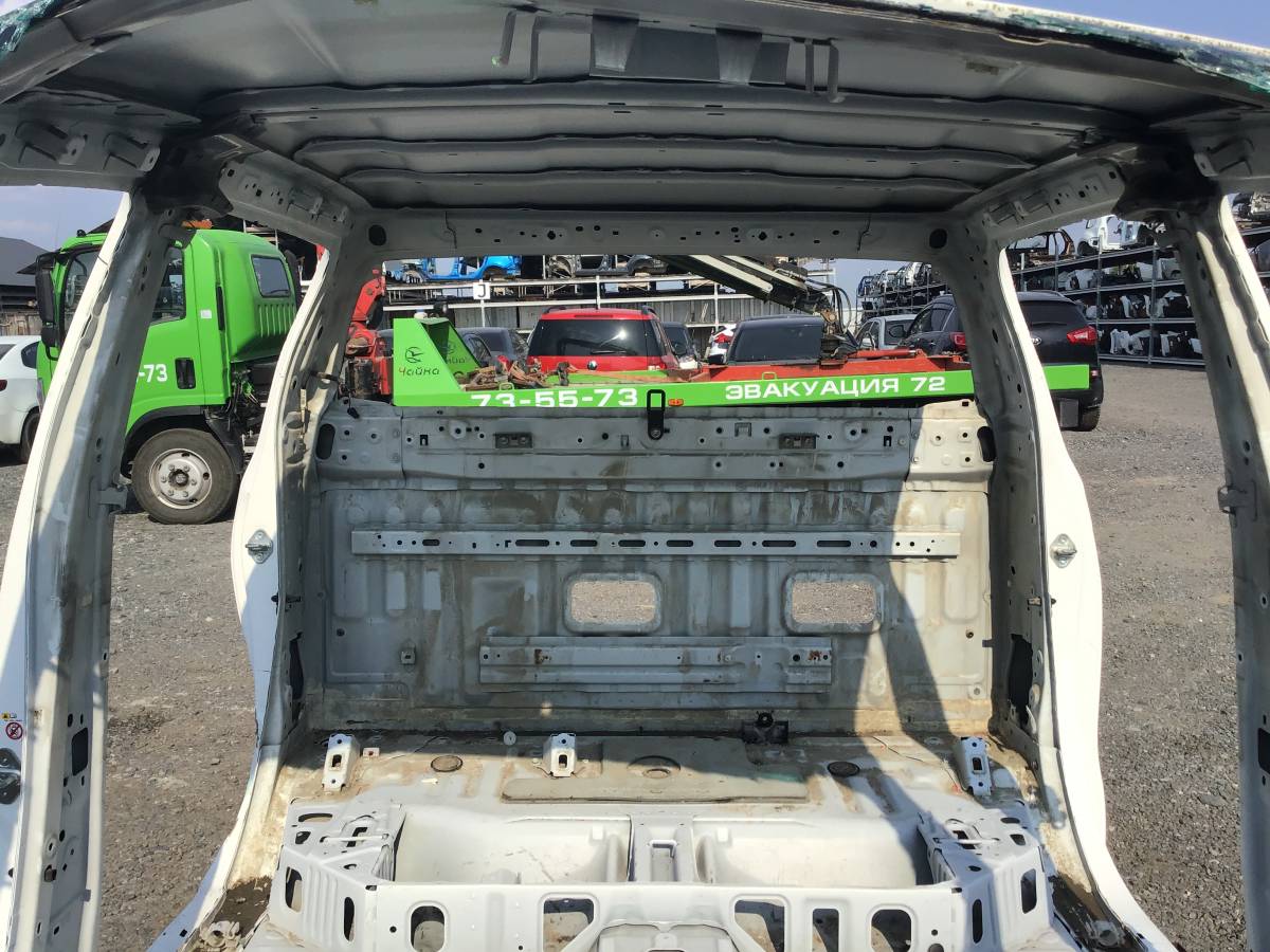 Панель задняя Toyota Hilux (GUN125L, GUN126L, TGN126) 2015-н.в. Панель задняя Toyota Hilux (GUN125L, GUN126L, TGN126) 2015-н.в.