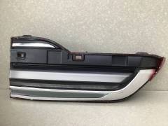 Фонарь задний внутренний левый BMW X7 G07 2018>