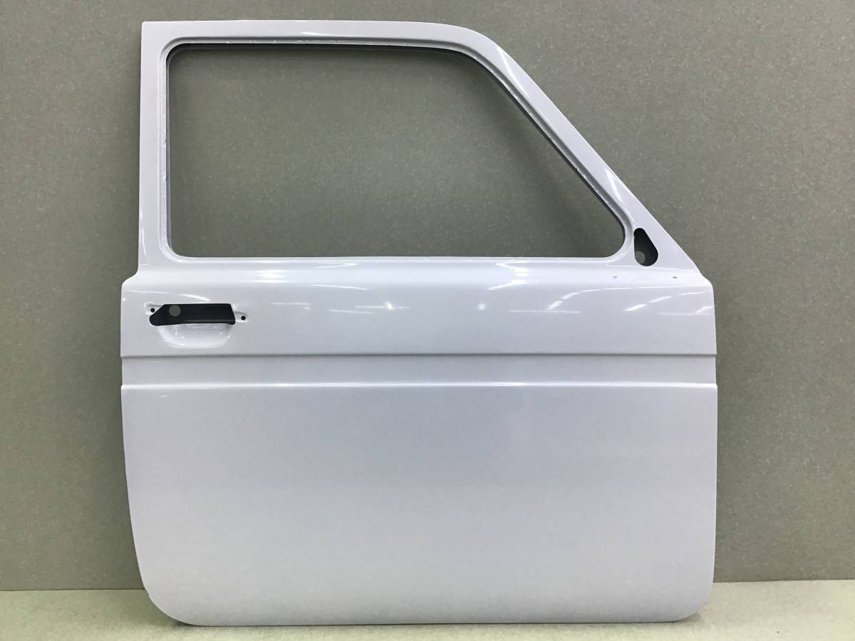 Дверь передняя правая Lada Niva (2121) 1977-2021