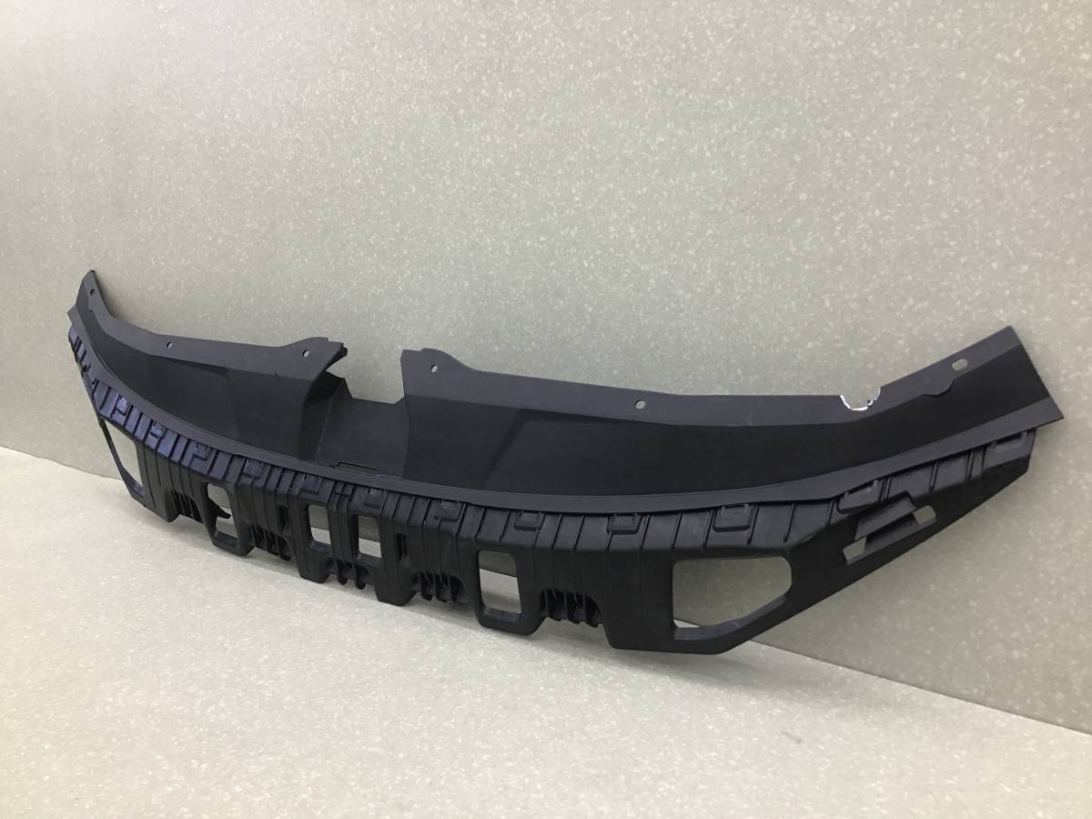 Кожух замка капота Hyundai Elantra (CN7) 2020> Кожух замка капота Hyundai Elantra (CN7) 2020>