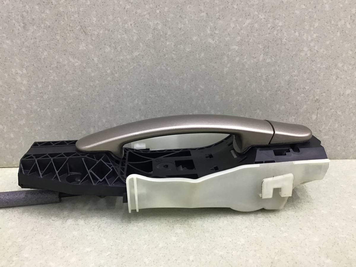 Ручка двери задней наружная левая Skoda Rapid 2 2019-2023