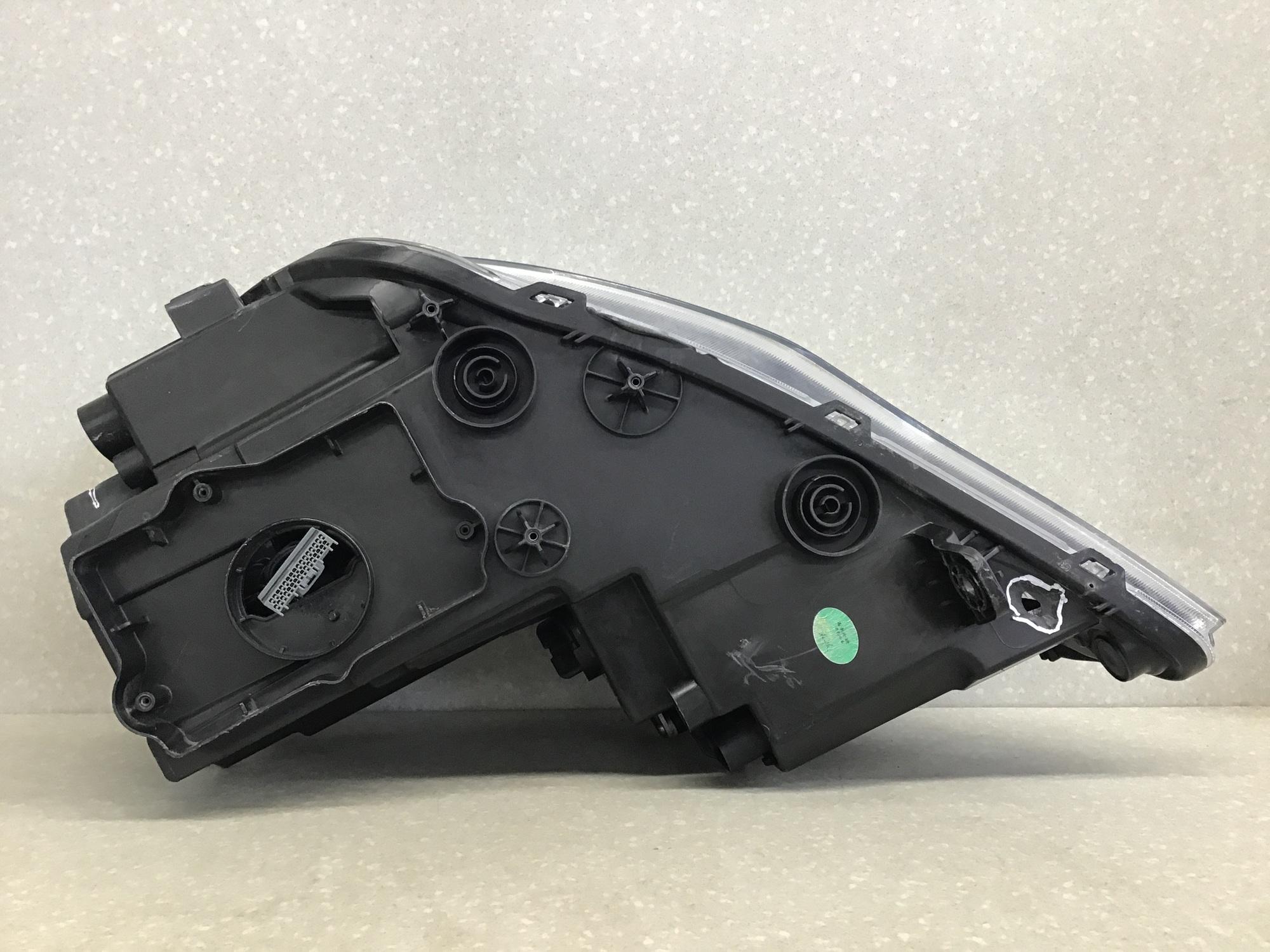 Фара правая Geely Atlas (NL3) 2016-2022