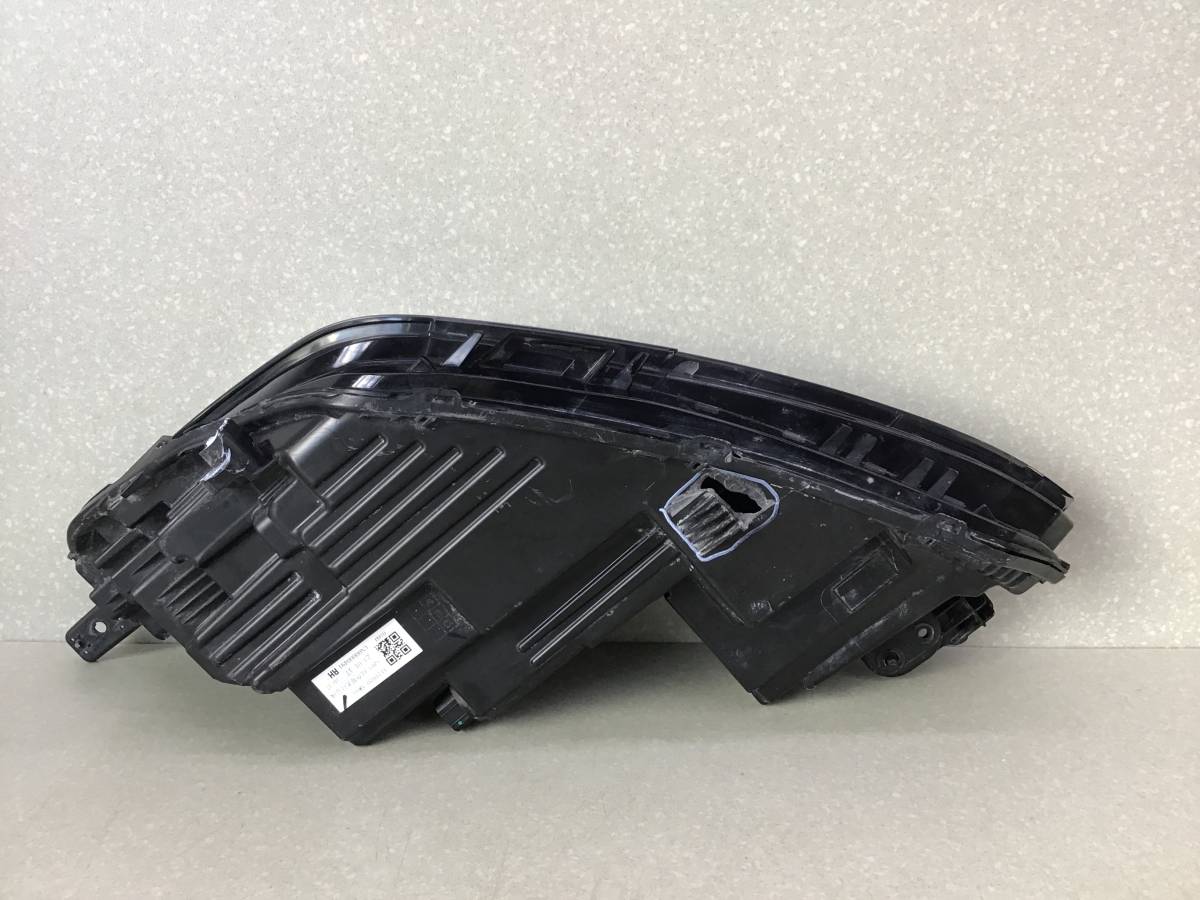 Фара правая Changan CS55 Plus 2021