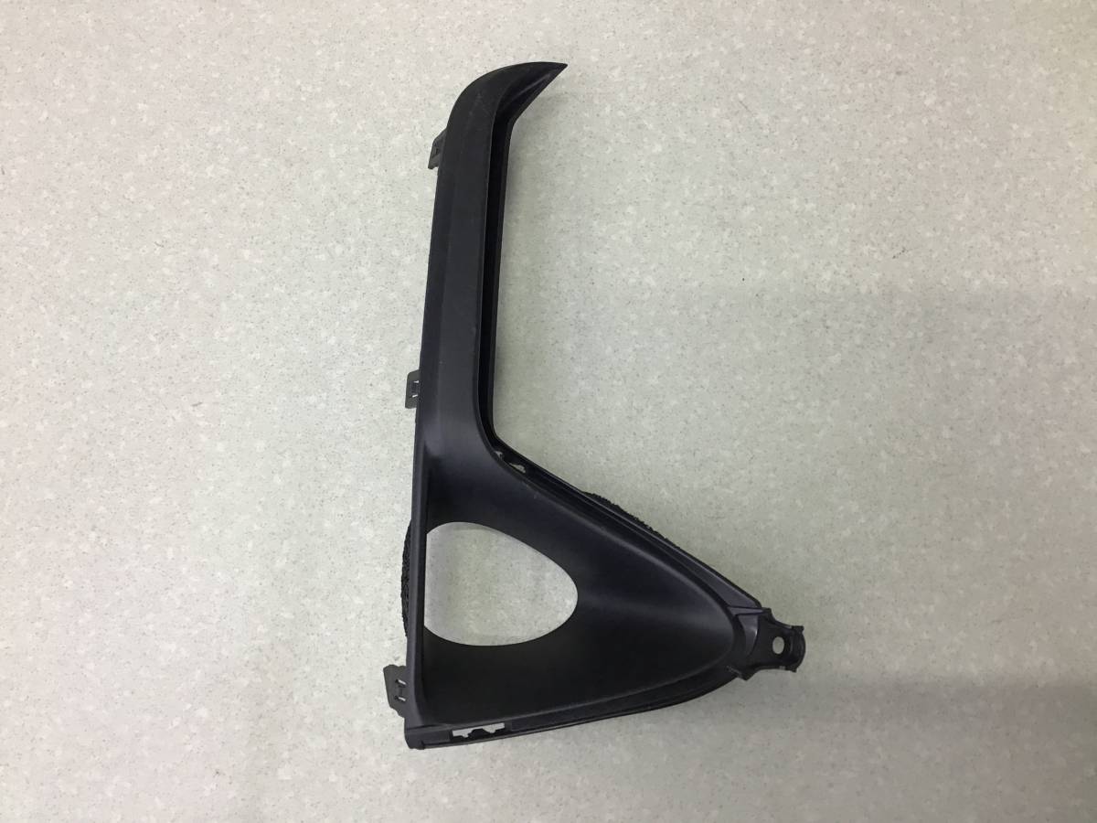 Рамка противотуманной фары левой Lexus RX 350 (AGL20W) 2015-2022 Рамка противотуманной фары левой Lexus RX 350 (AGL20W) 2015-2022