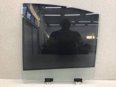 Стекло двери задней левой Nissan Micra (K13K) 2010-2016