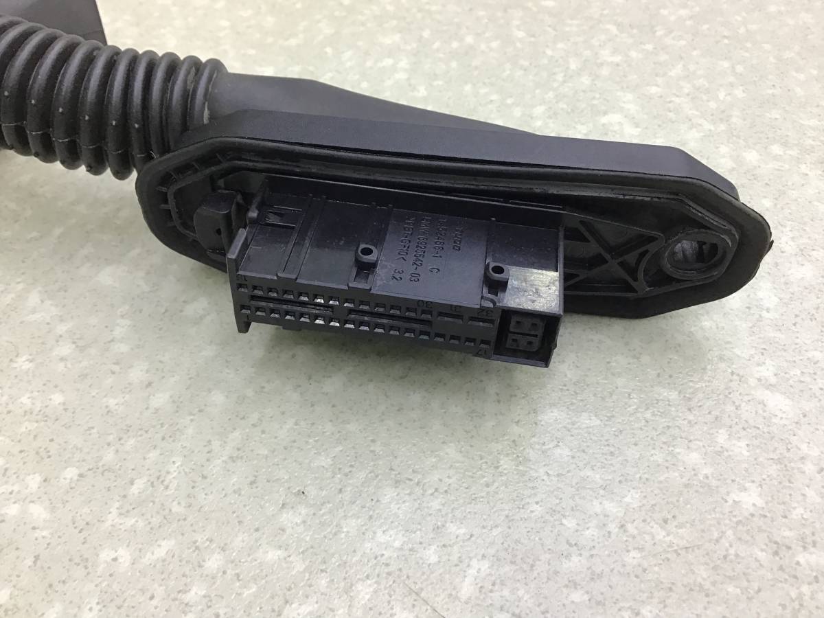 Проводка двери BMW X1 E84 2009-2015 Проводка двери BMW X1 E84 2009-2015
