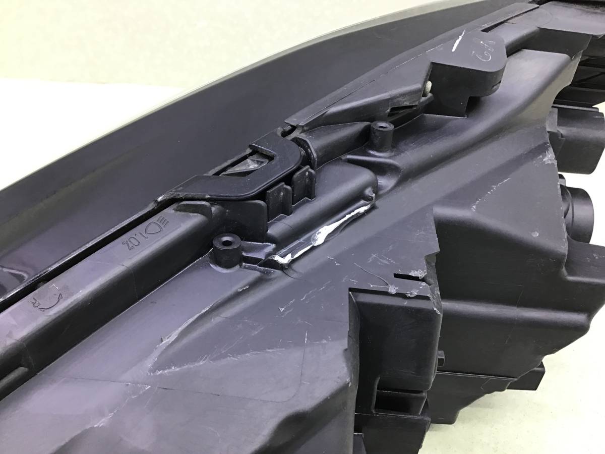 Фара правая Lexus NX 200 (ZGZ10) 2014-2021