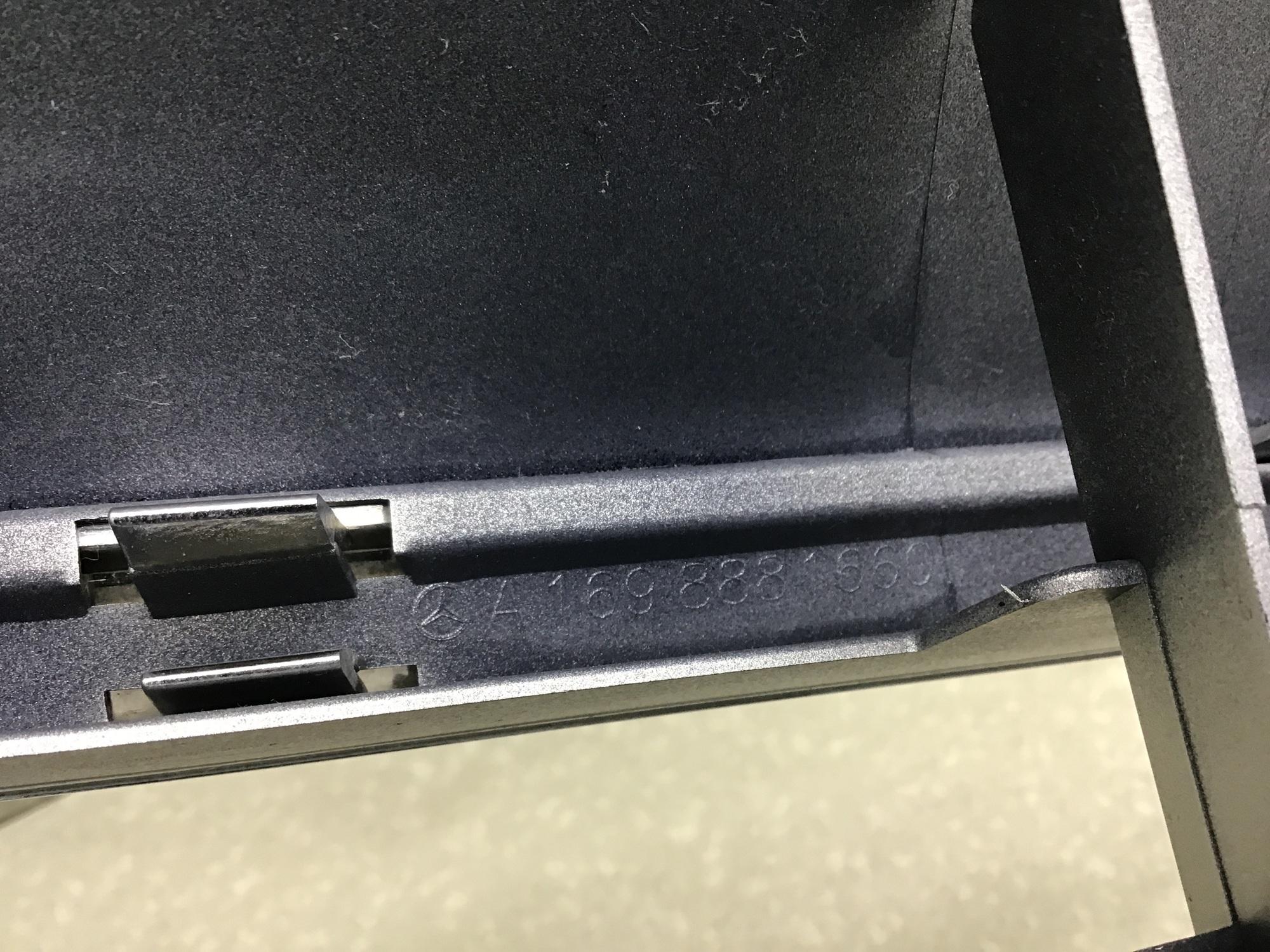 Решетка радиатора, Mercedes Benz W245 B-klasse 2005-2012