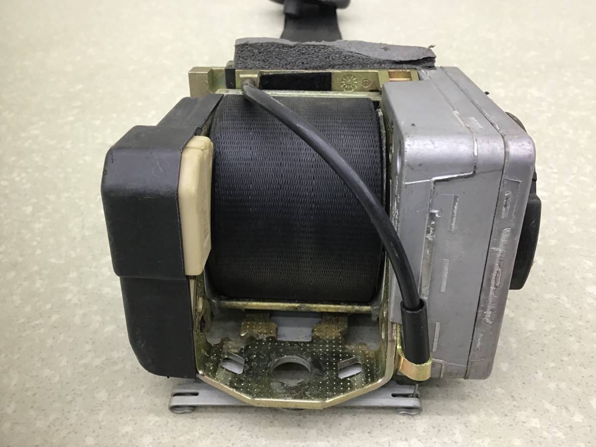 Ремень безопасности с пиропатроном Skoda Octavia A4 (1U2) 2000-2011