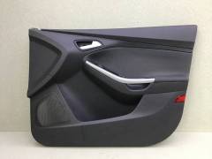 Обшивка двери передней правой Ford Focus 3 (CB8) 2011-2019