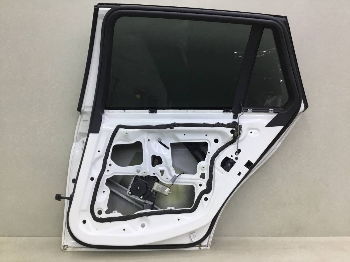 Дверь задняя правая BMW 3-series E90/E91 2005-2011 Дверь задняя правая BMW 3-series E90/E91 2005-2011