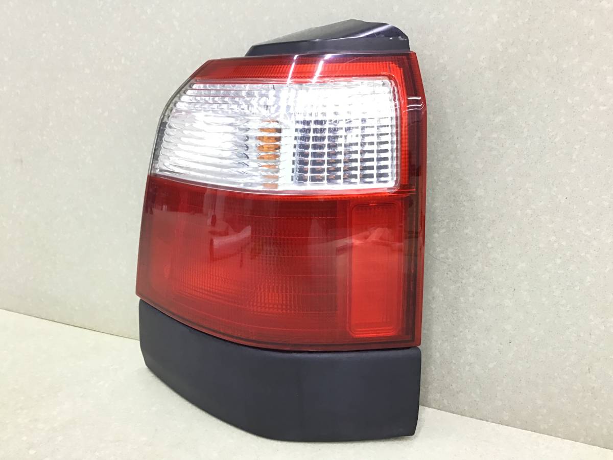 Фонарь задний наружный правый Subaru Forester (S11) 2002-2007