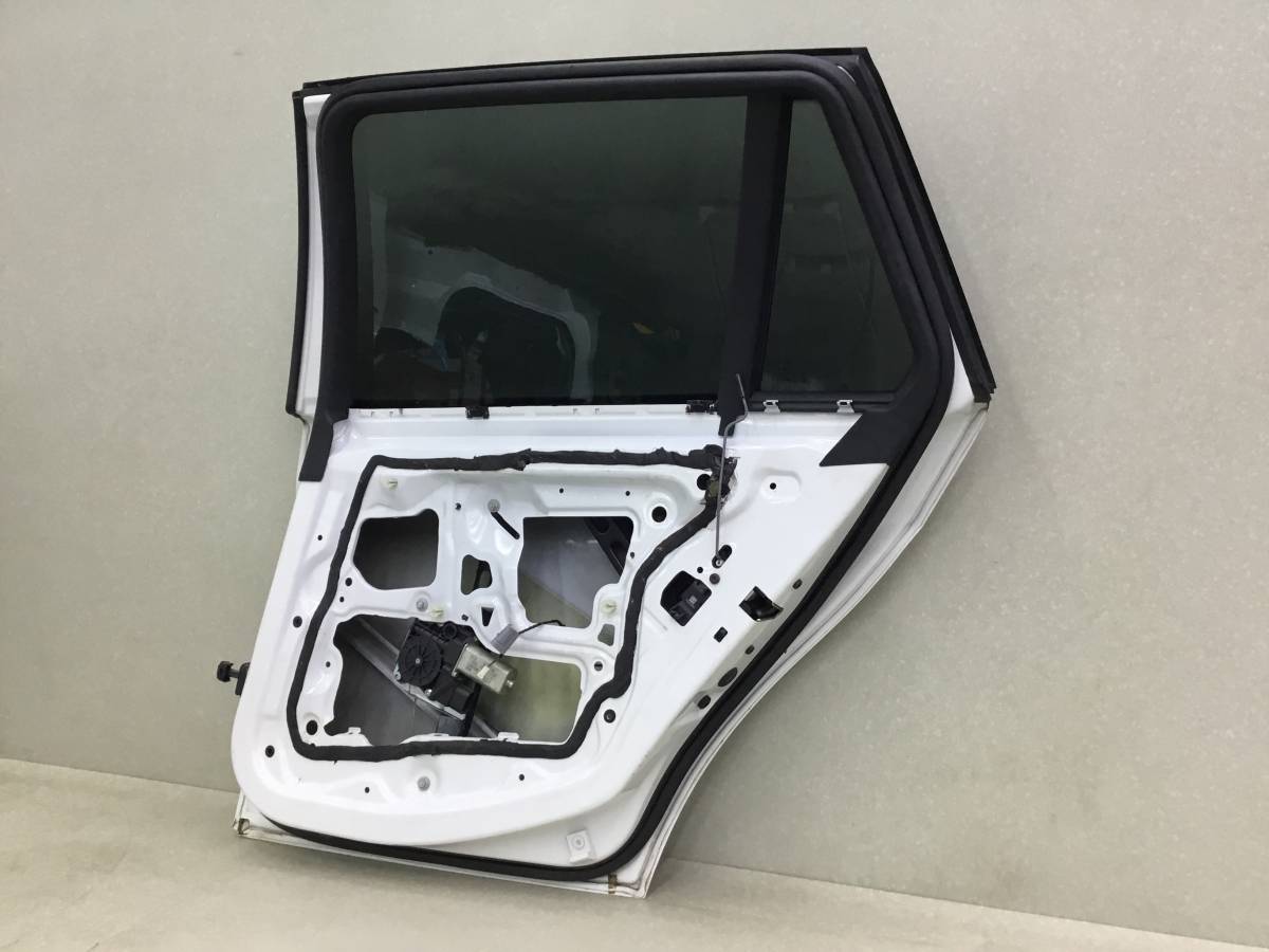 Дверь задняя правая BMW 3-series E90/E91 2005-2011 Дверь задняя правая BMW 3-series E90/E91 2005-2011