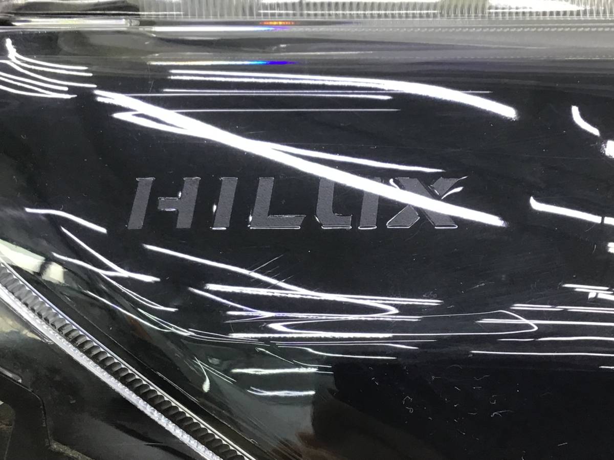 Фара правая Toyota Hilux (GUN125L, GUN126L, TGN126) 2015-н.в. Фара правая Toyota Hilux (GUN125L, GUN126L, TGN126) 2015-н.в.